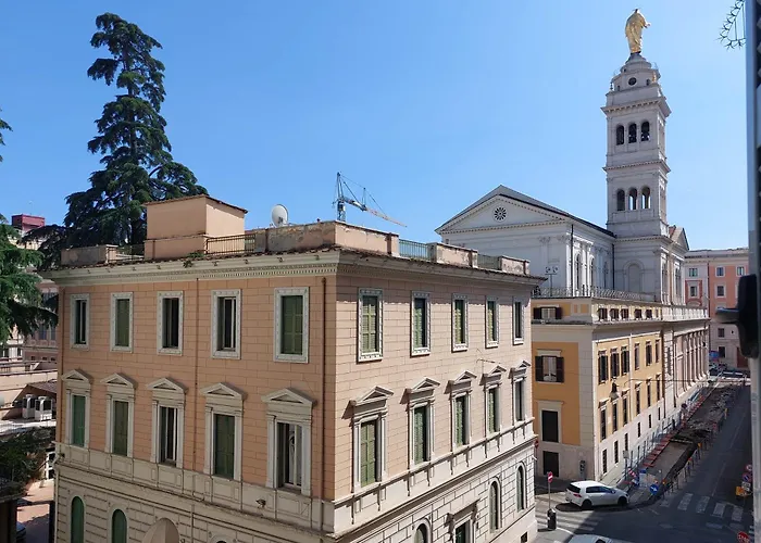 Square Della Liberta * רומא