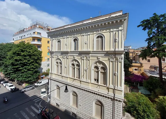 Square Della Liberta דירה *